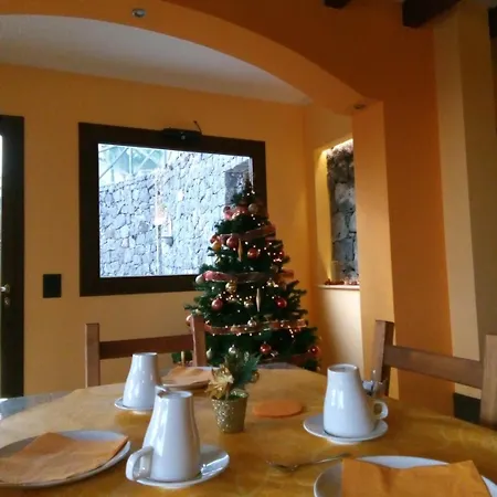 Alojamento de Acomodação e Pequeno-almoço Aurora Dell'etna