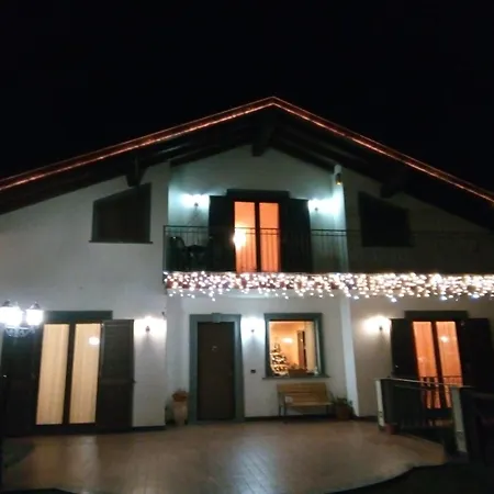 Aurora Dell'etna 扎费拉纳-埃特内阿