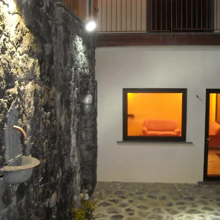 Aurora Dell'etna 3* 扎费拉纳-埃特内阿