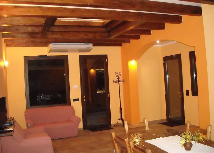 Aurora Dell'etna Couette-café Zafferana Etnea